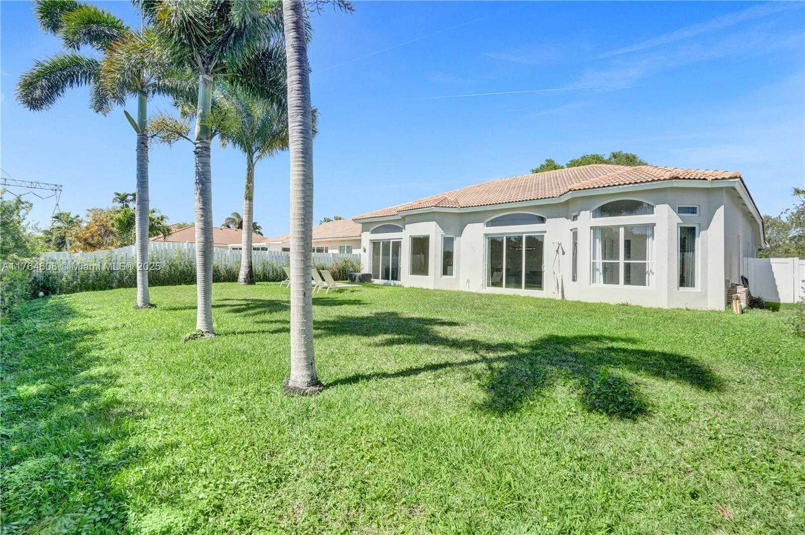 Small Image of 3234 SOUTH WEST 53RD CT, Hollywood Number 31