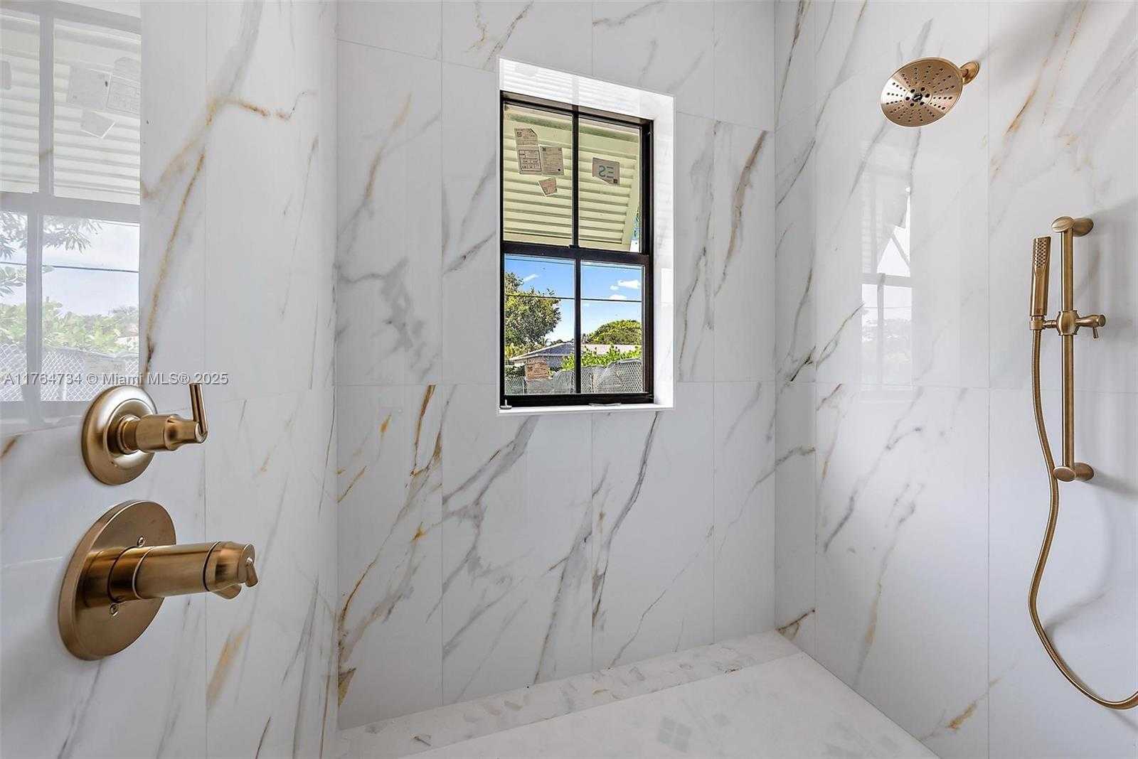 Small Image of 325 NORTH FAIRWAY N, Tequesta Number 23