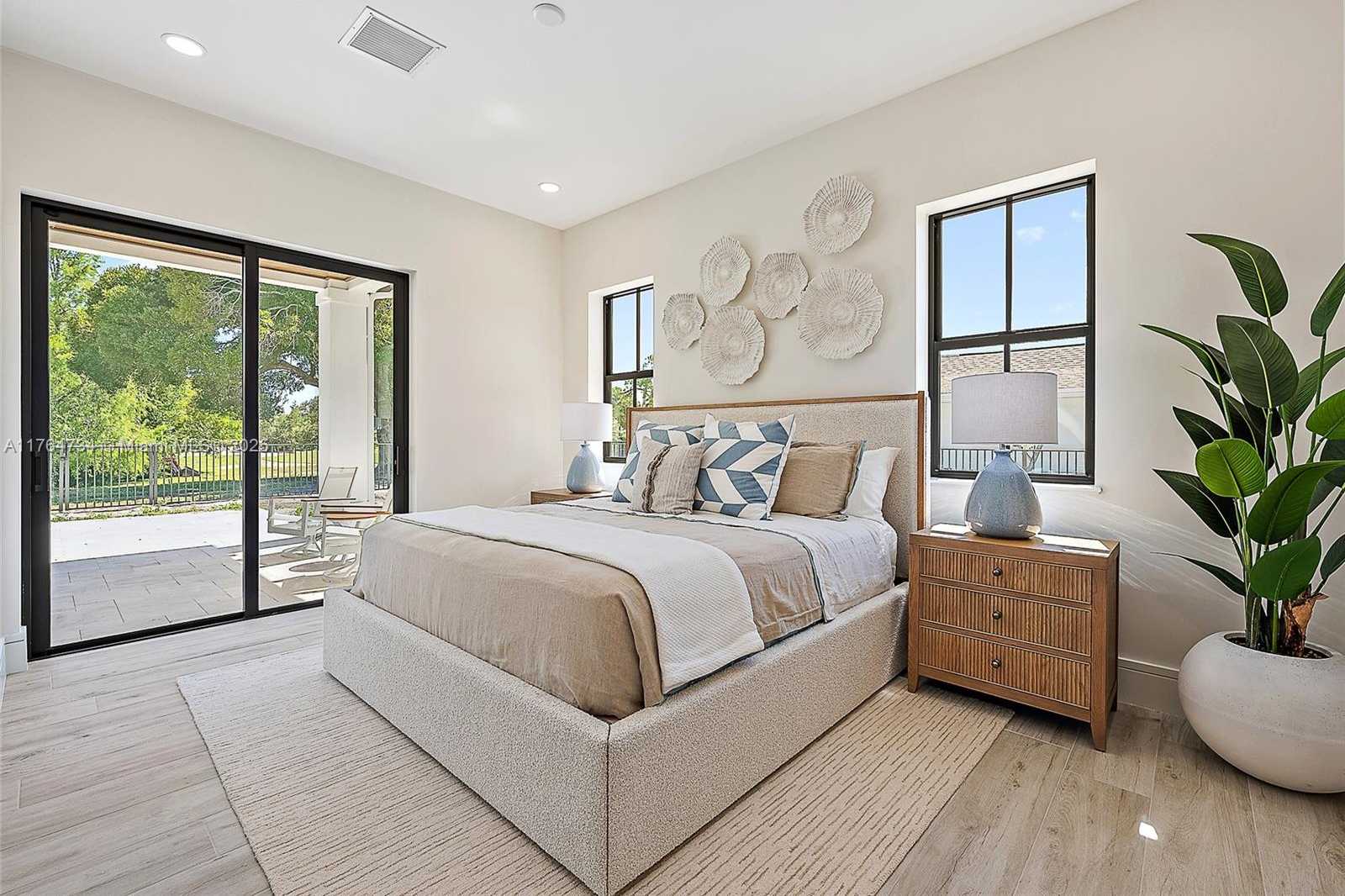Small Image of 325 NORTH FAIRWAY N, Tequesta Number 25
