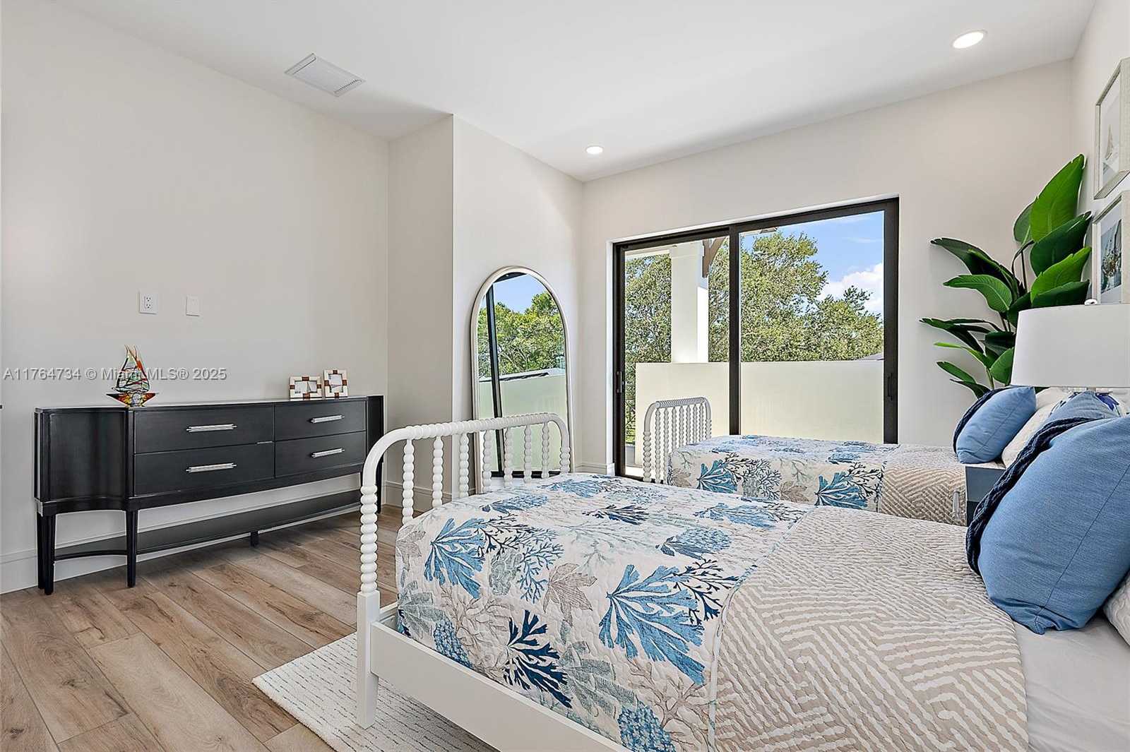 Small Image of 325 NORTH FAIRWAY N, Tequesta Number 67