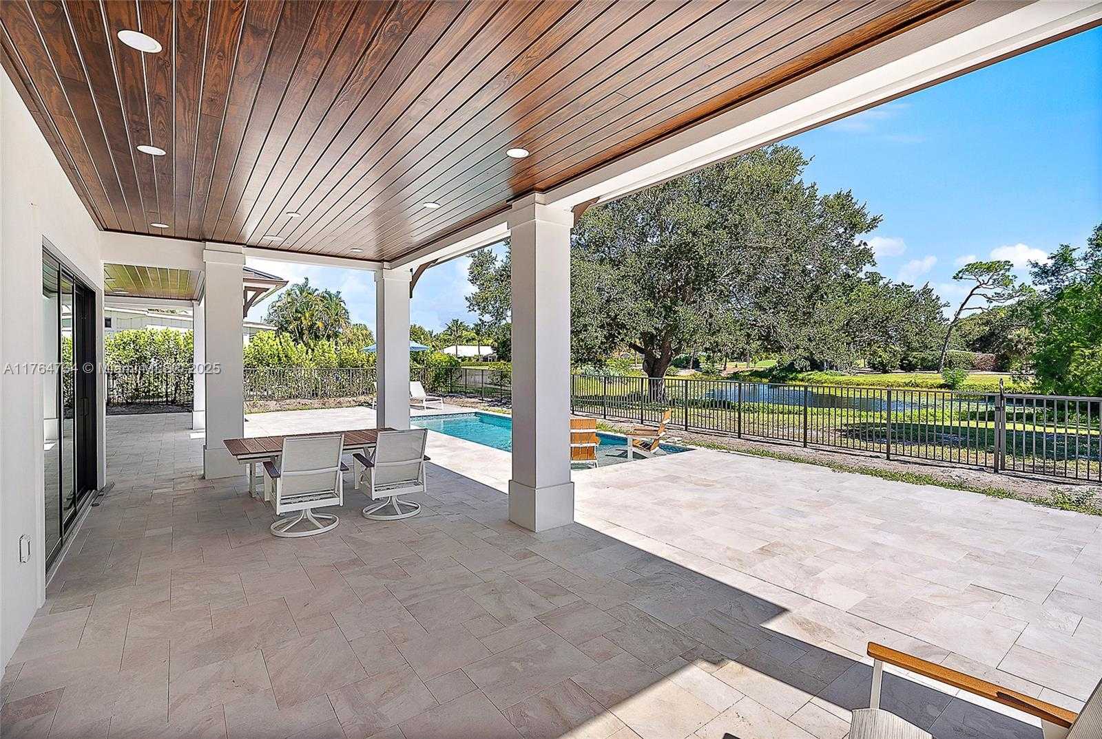 Small Image of 325 NORTH FAIRWAY N, Tequesta Number 73
