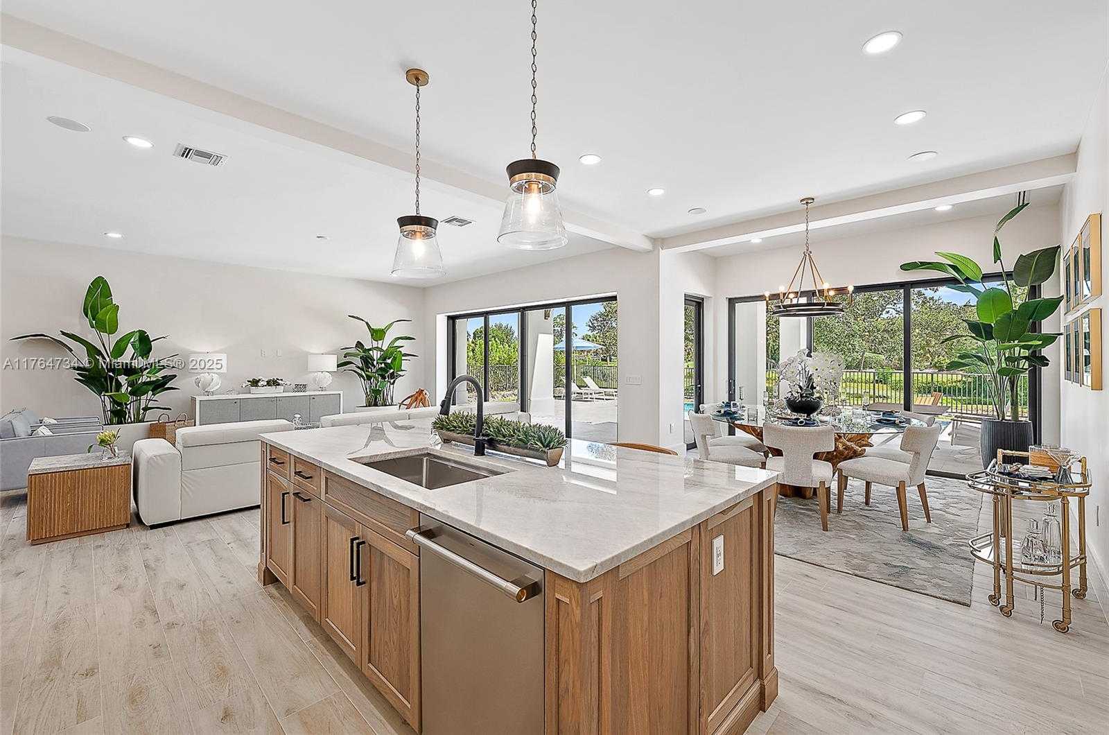 Small Image of 325 NORTH FAIRWAY N, Tequesta Number 8