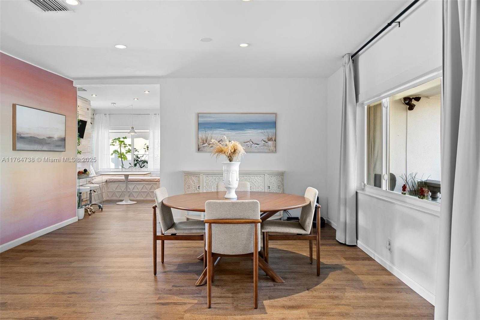 Small Image of 7770 HAWTHORNE AVE, Miami Beach Number 13