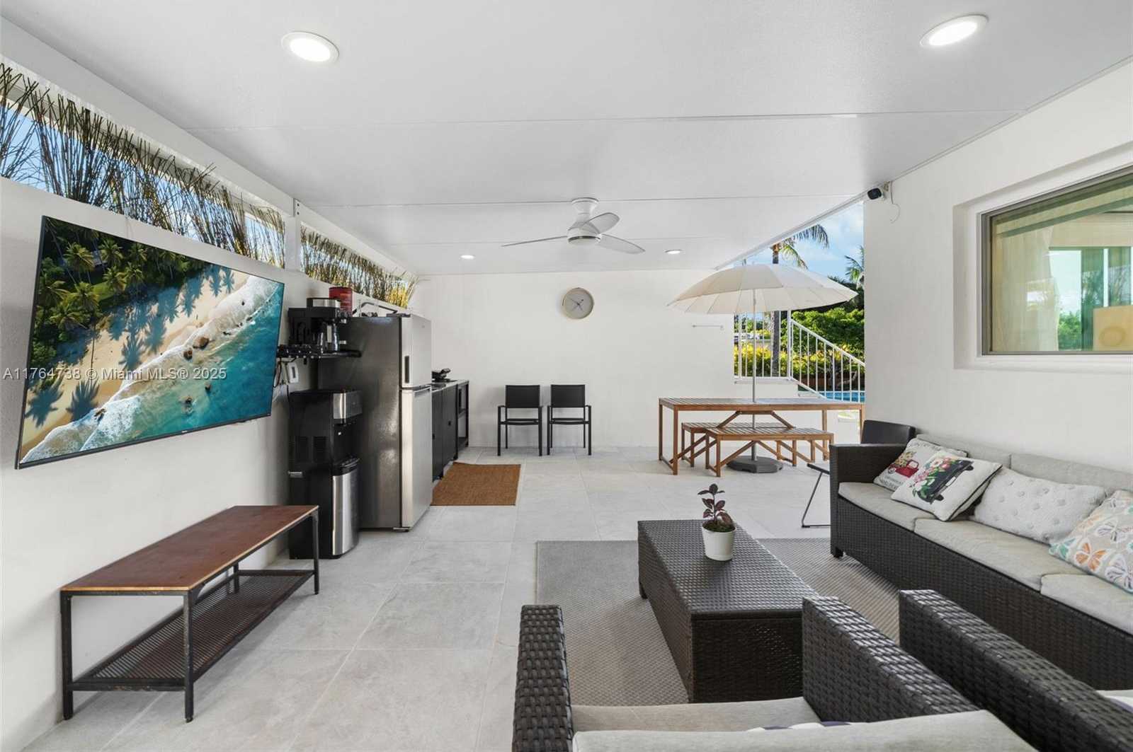Small Image of 7770 HAWTHORNE AVE, Miami Beach Number 40