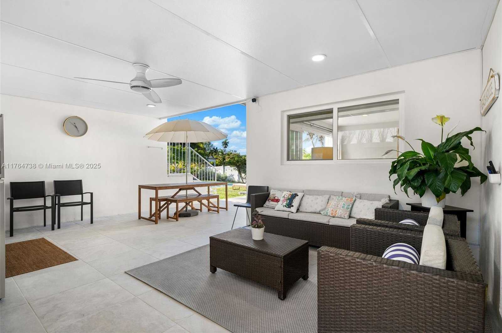 Small Image of 7770 HAWTHORNE AVE, Miami Beach Number 41