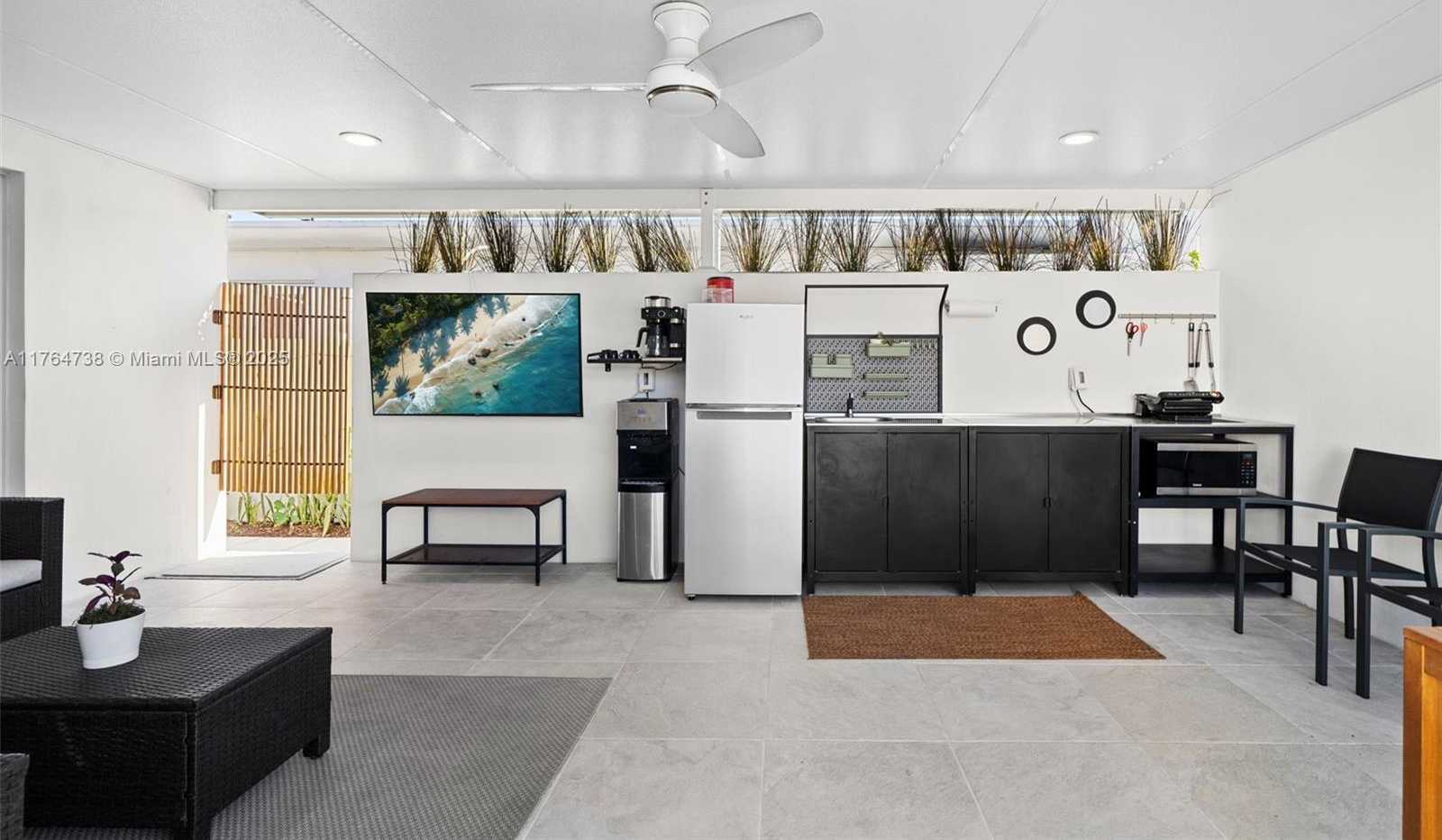 Small Image of 7770 HAWTHORNE AVE, Miami Beach Number 43