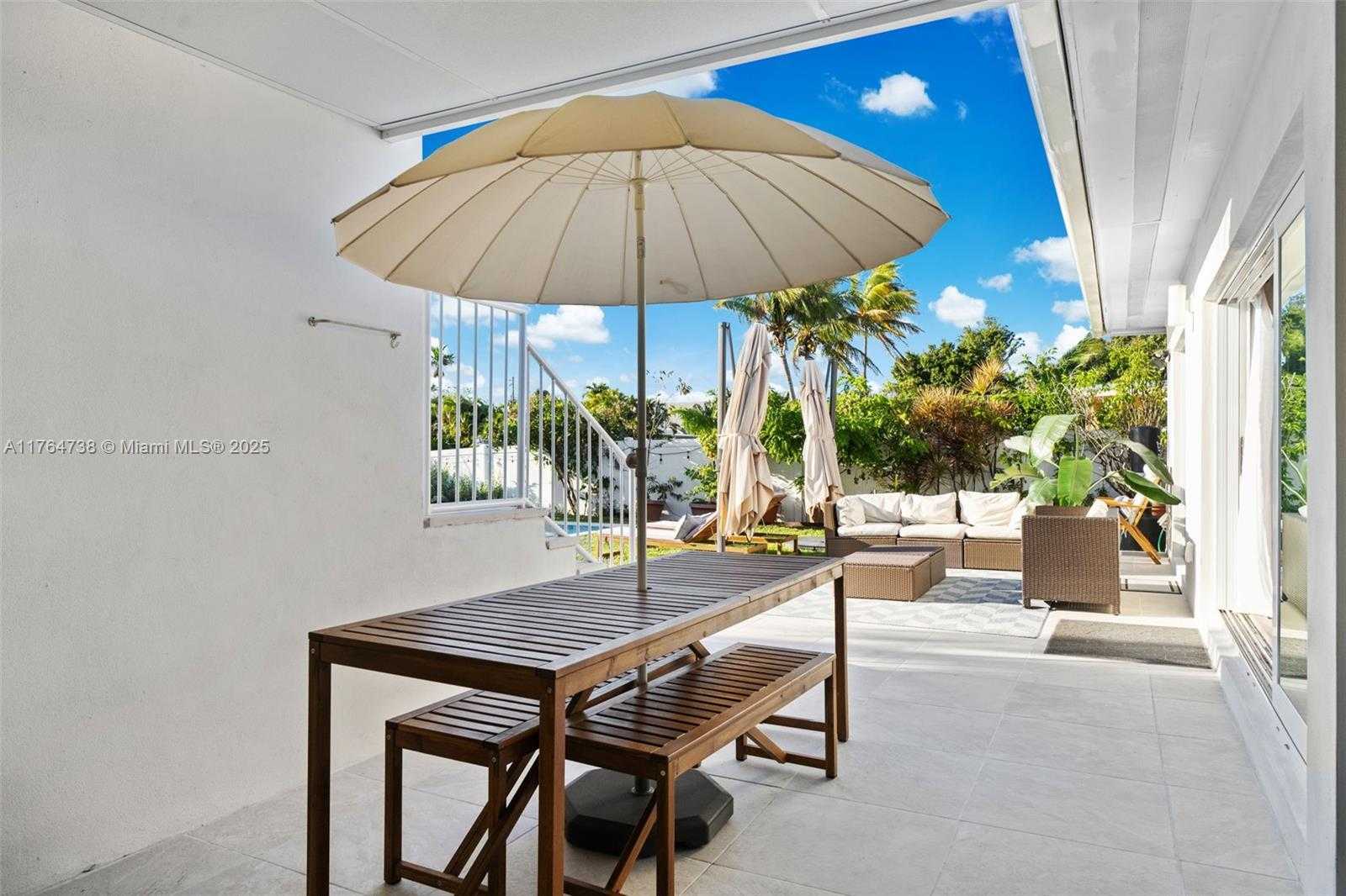 Small Image of 7770 HAWTHORNE AVE, Miami Beach Number 44
