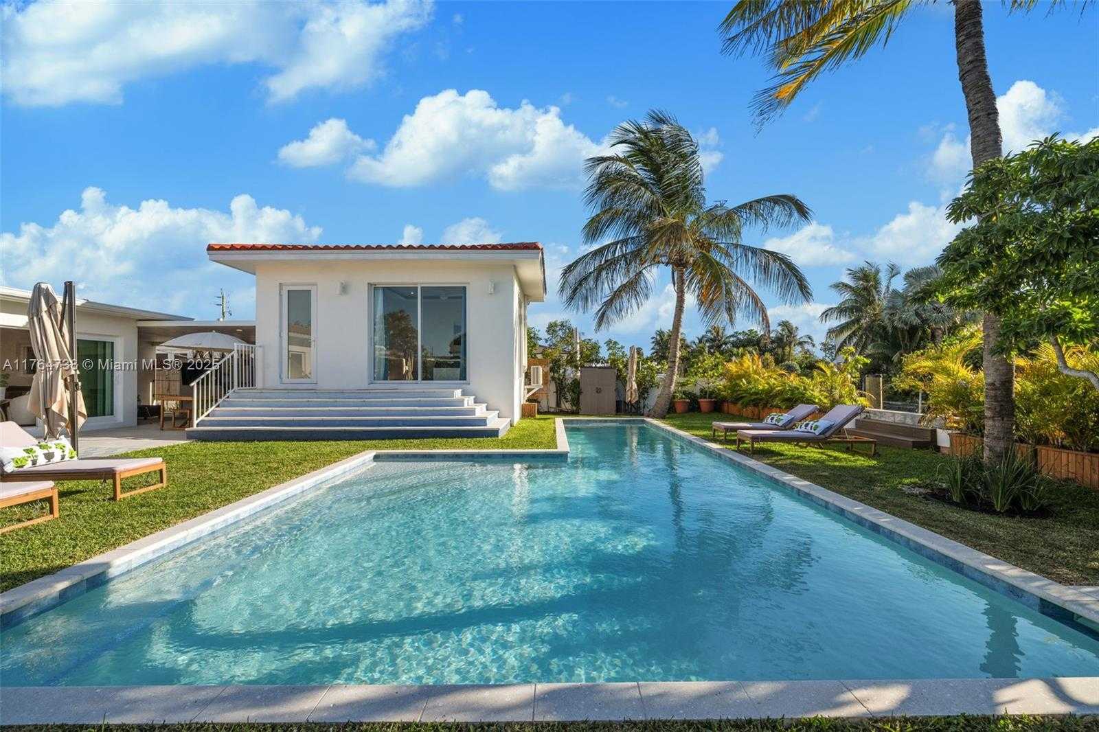 Small Image of 7770 HAWTHORNE AVE, Miami Beach Number 47