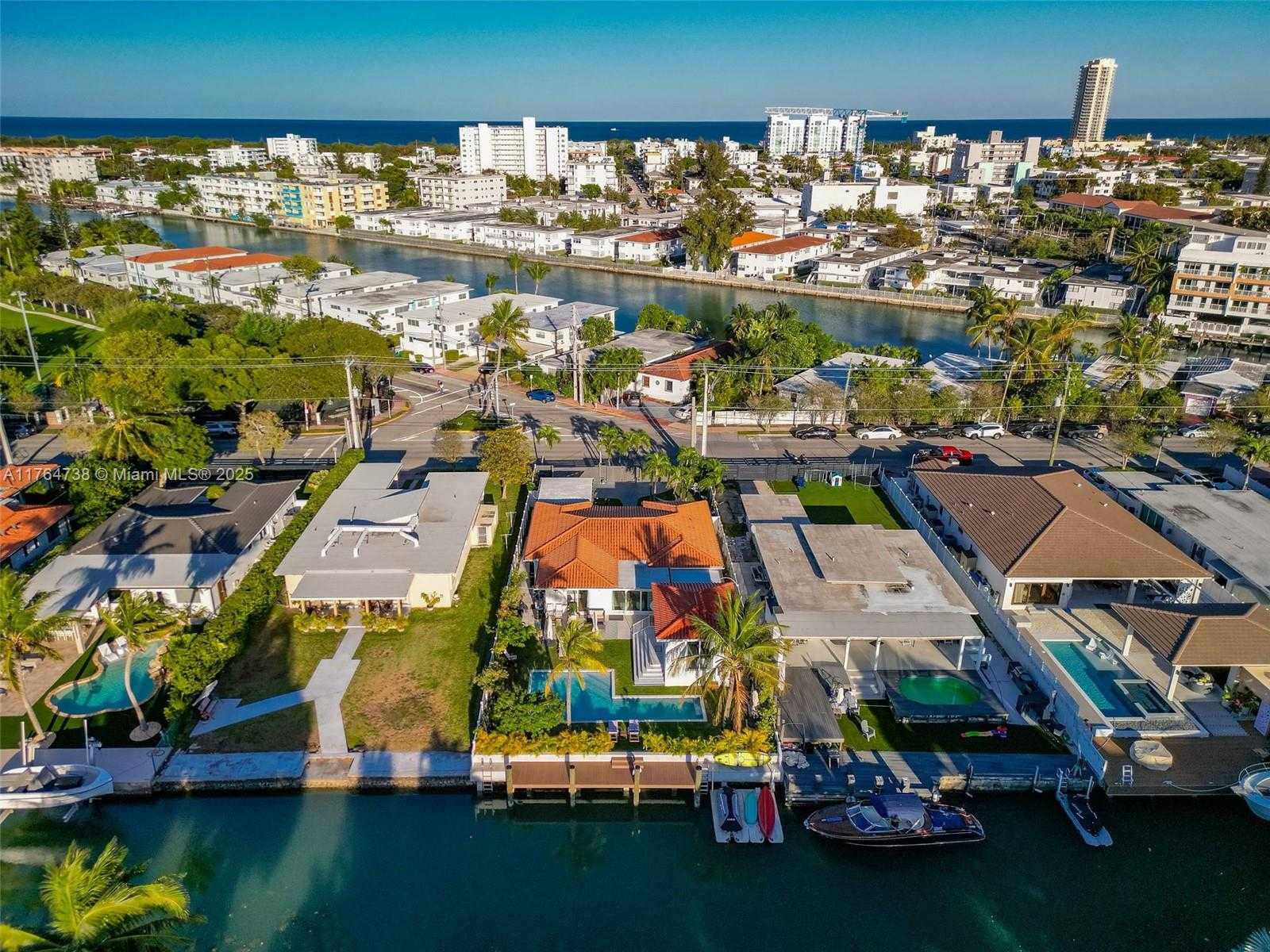 Small Image of 7770 HAWTHORNE AVE, Miami Beach Number 67