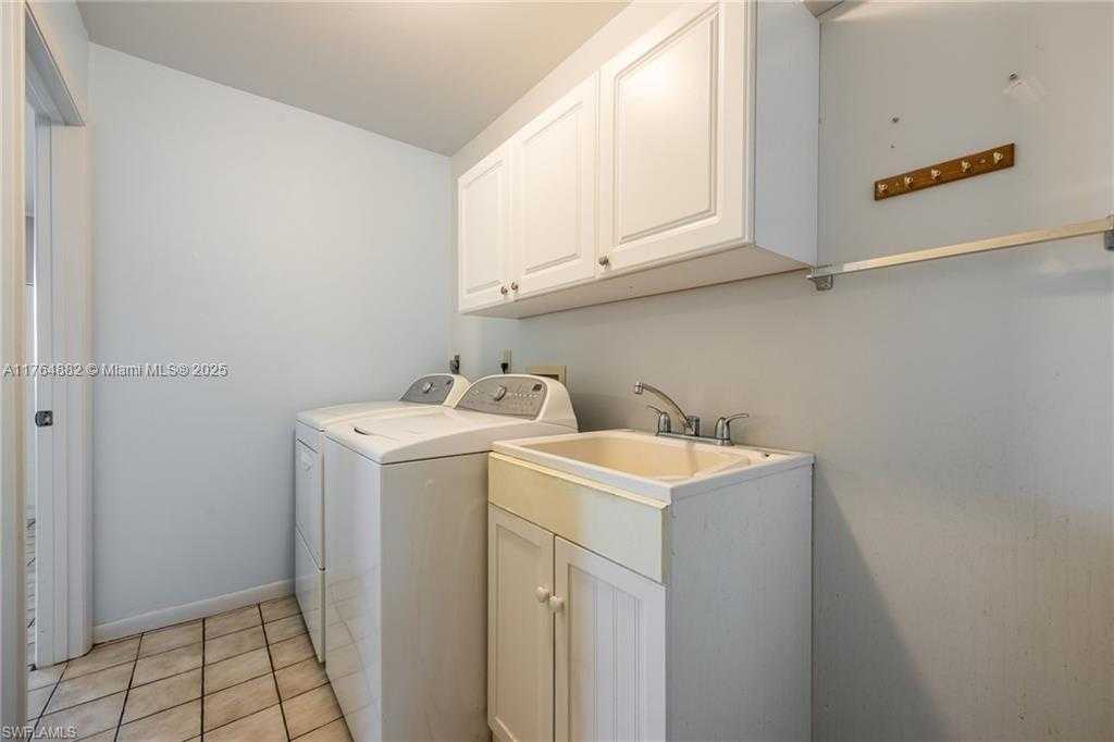 Small Image of 1107 EAST ANCHOR LANE, Moore Haven Number 17