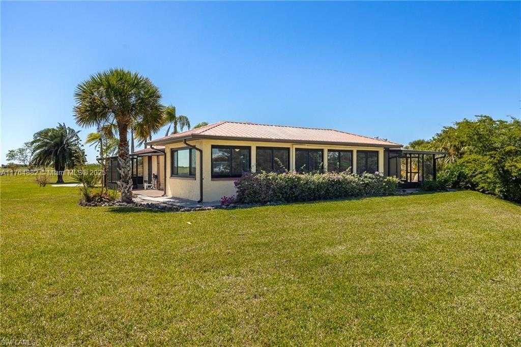 Small Image of 1107 EAST ANCHOR LANE, Moore Haven Number 19