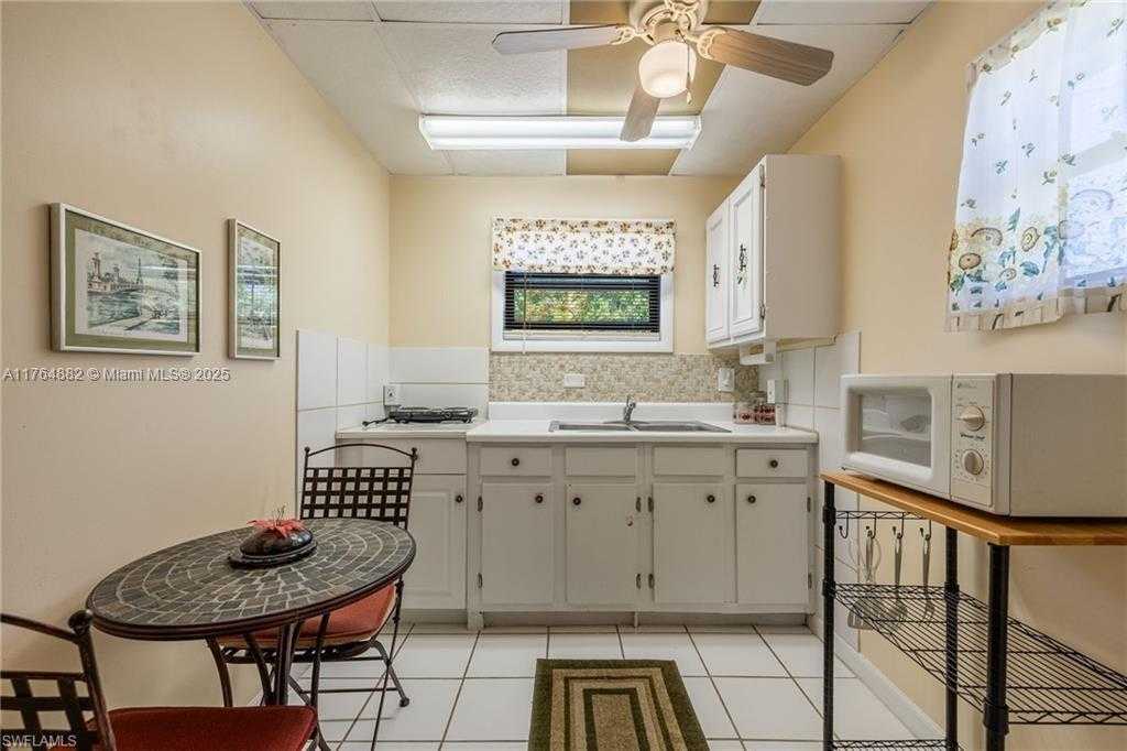 Small Image of 1107 EAST ANCHOR LANE, Moore Haven Number 21