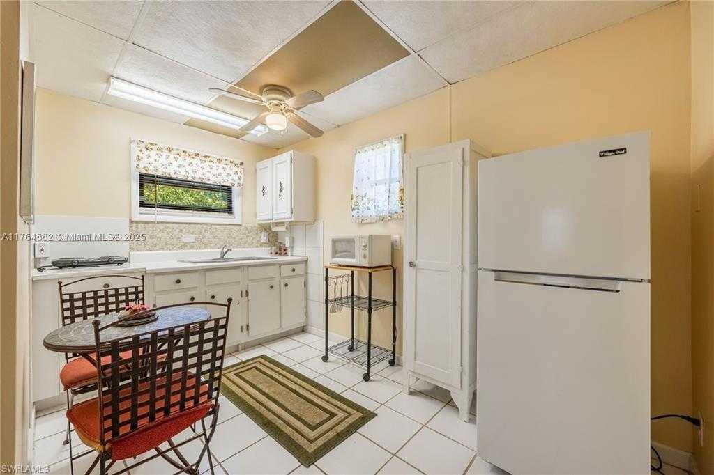 Small Image of 1107 EAST ANCHOR LANE, Moore Haven Number 22