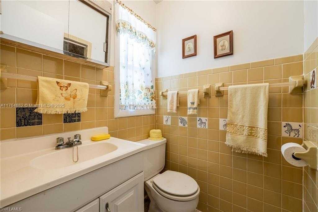 Small Image of 1107 EAST ANCHOR LANE, Moore Haven Number 25