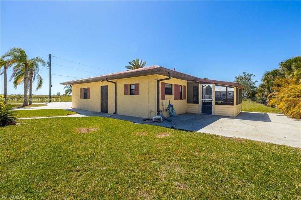 Small Image of 1107 EAST ANCHOR LANE, Moore Haven Number 27