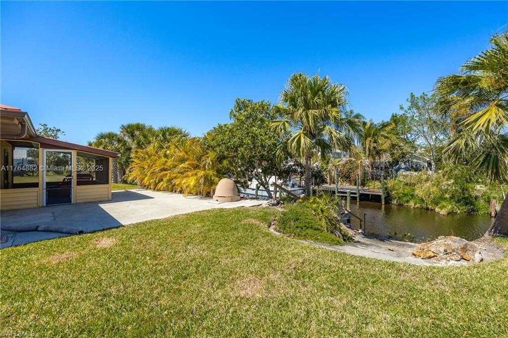 Small Image of 1107 EAST ANCHOR LANE, Moore Haven Number 31