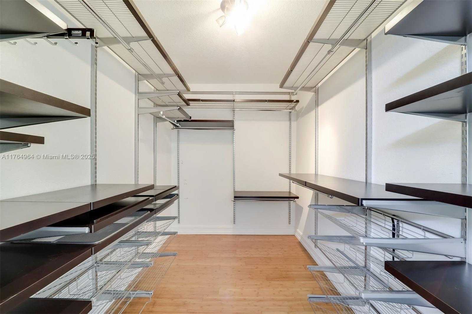 Small Image of 13575 SOUTH WEST 72ND AVE, Pinecrest Number 24