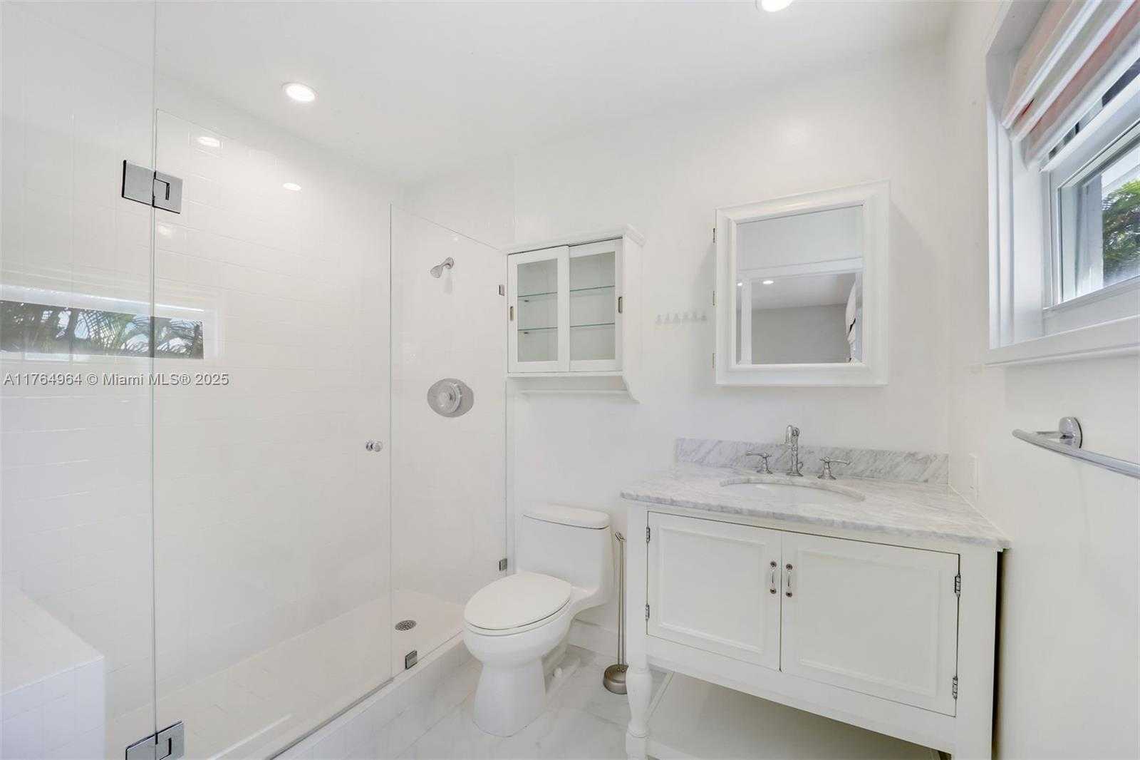 Small Image of 13575 SOUTH WEST 72ND AVE, Pinecrest Number 27