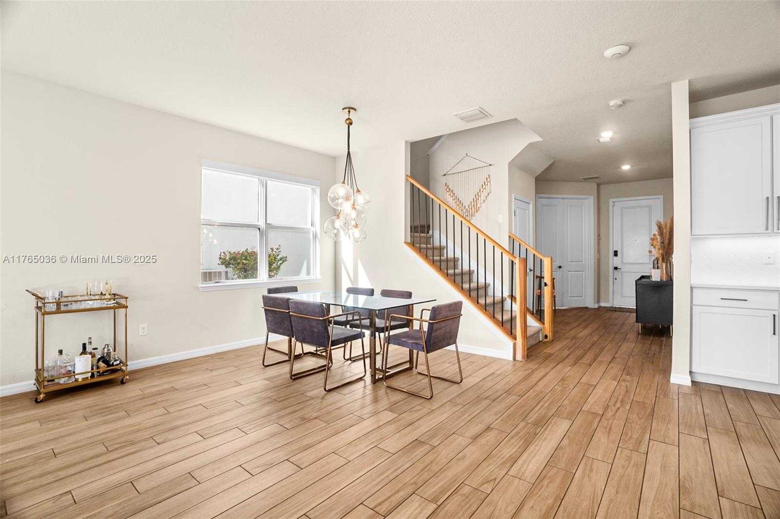 Small Image of 1575 BURSERA TER, Hollywood Number 12