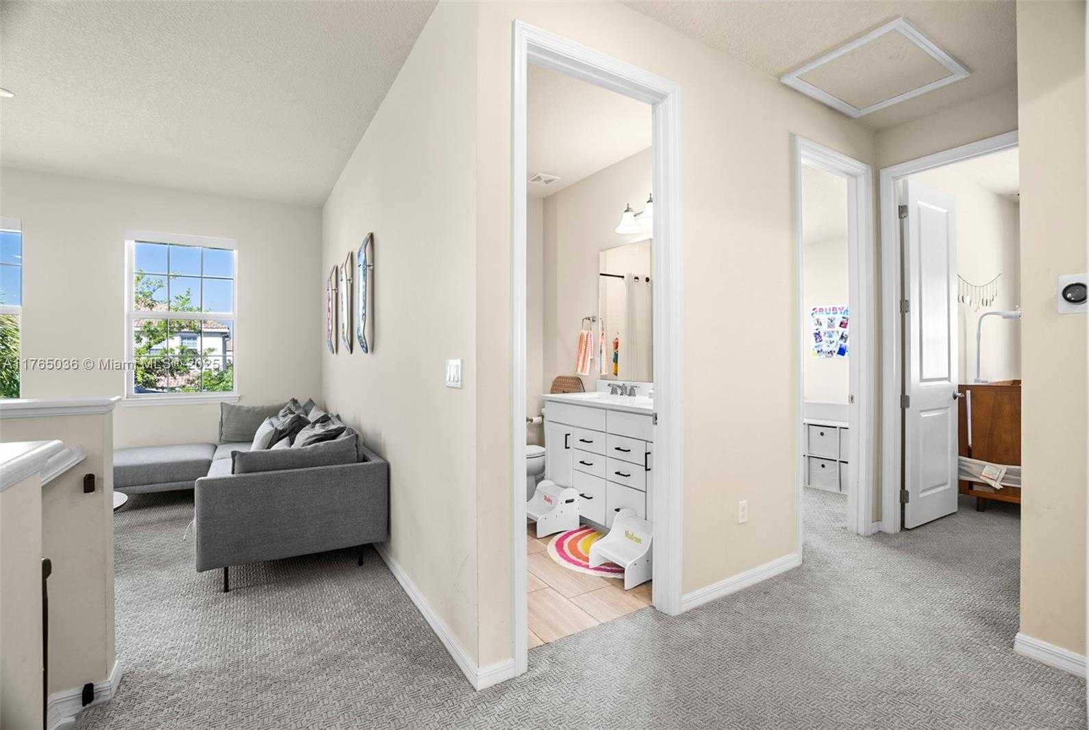 Small Image of 1575 BURSERA TER, Hollywood Number 21