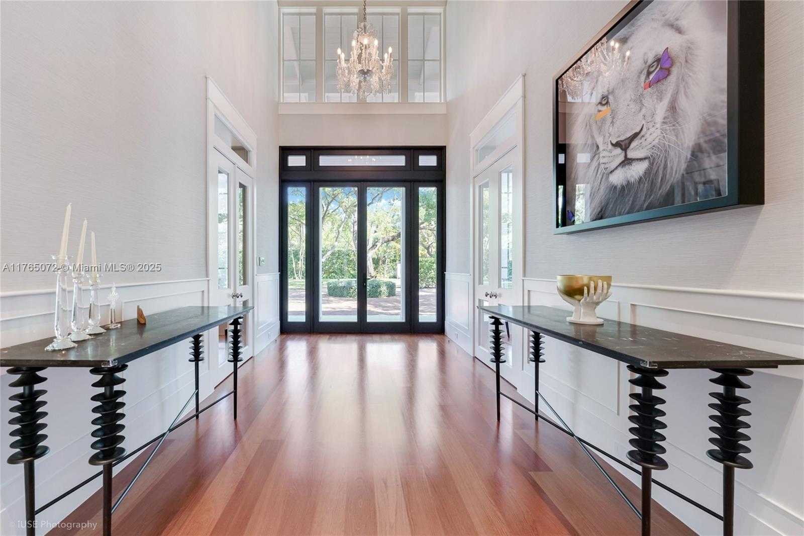 Small Image of 4550 SUNSET DR, Coral Gables Number 16