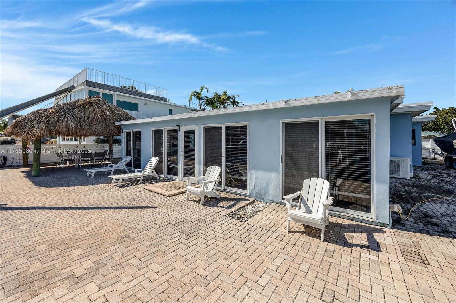 Small Image of 230 JOLLY ROGER DR, Key Largo Number 34