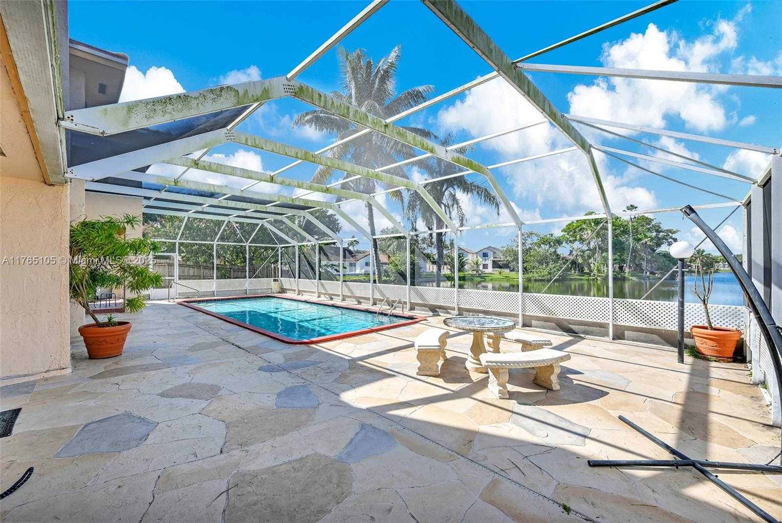 Small Image of 1500 SOUTH WEST 98TH AVE, Pembroke Pines Number 12