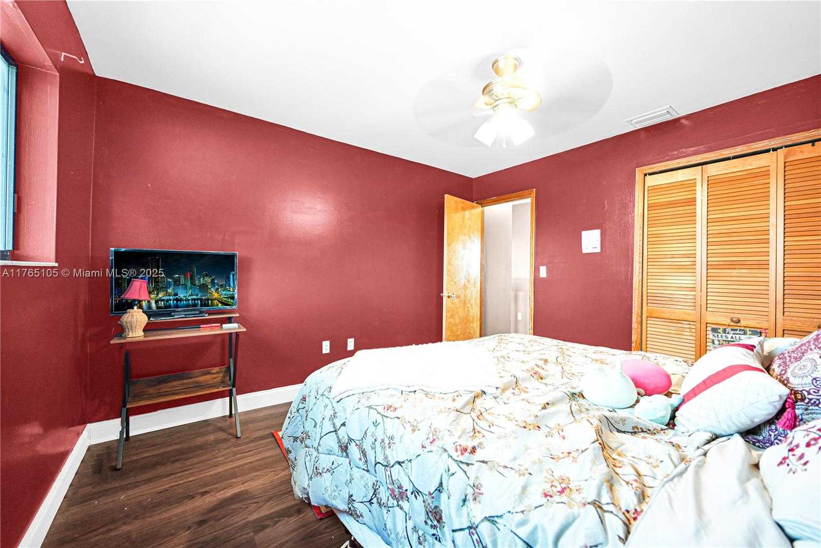 Small Image of 1500 SOUTH WEST 98TH AVE, Pembroke Pines Number 41