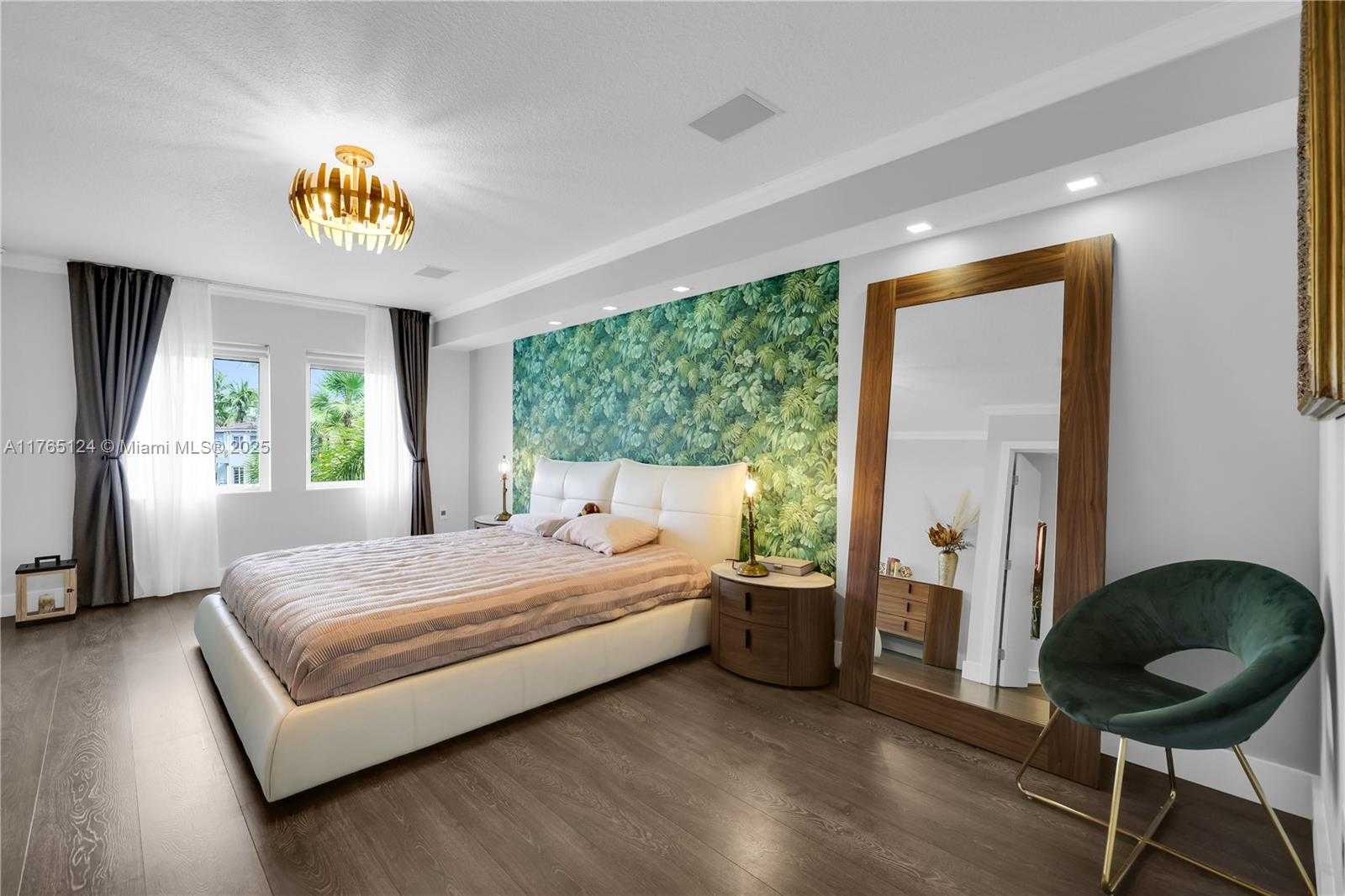 Small Image of 3015 NORTH EAST 208TH ST, Aventura Number 24