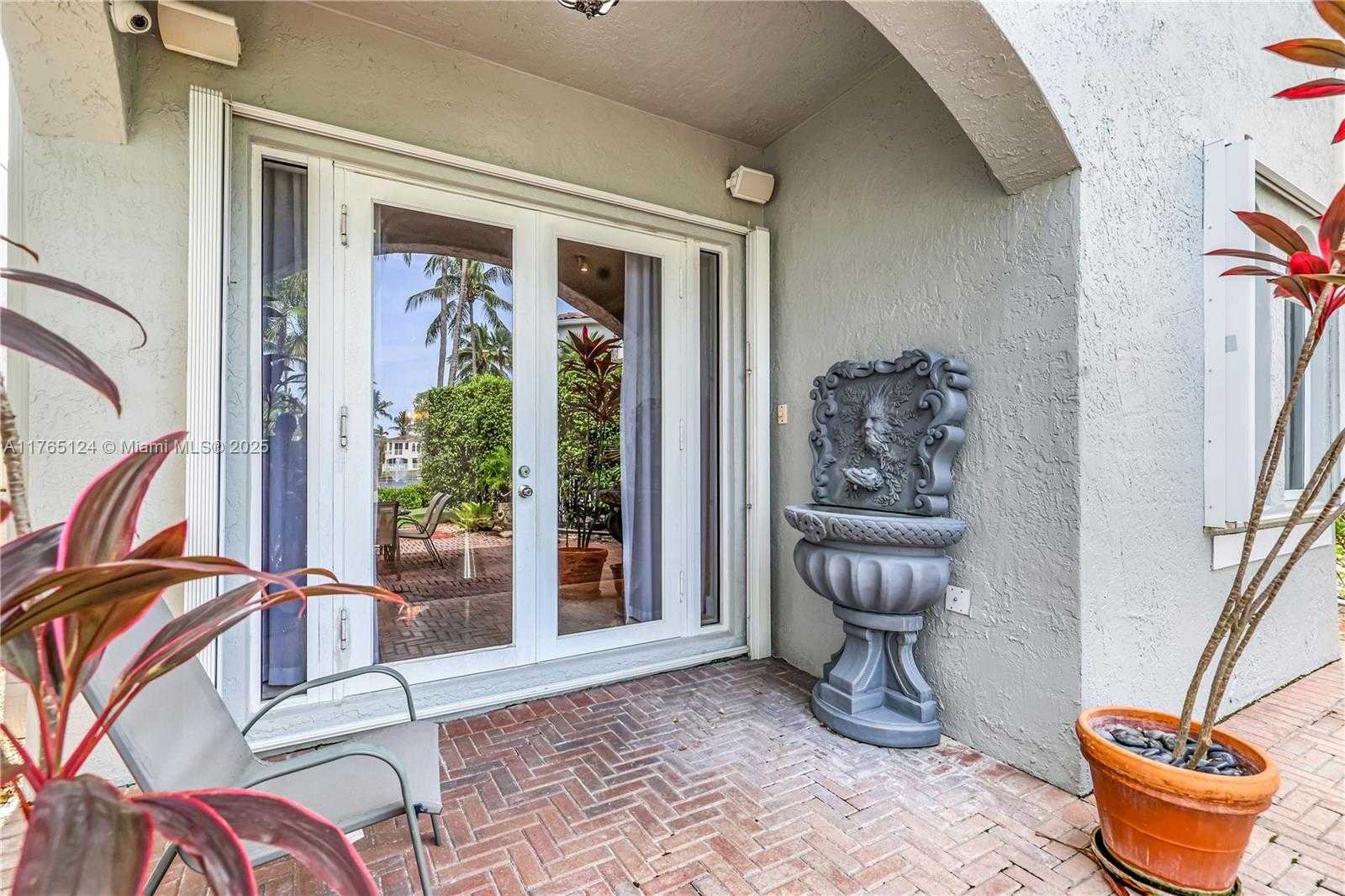Small Image of 3015 NORTH EAST 208TH ST, Aventura Number 41
