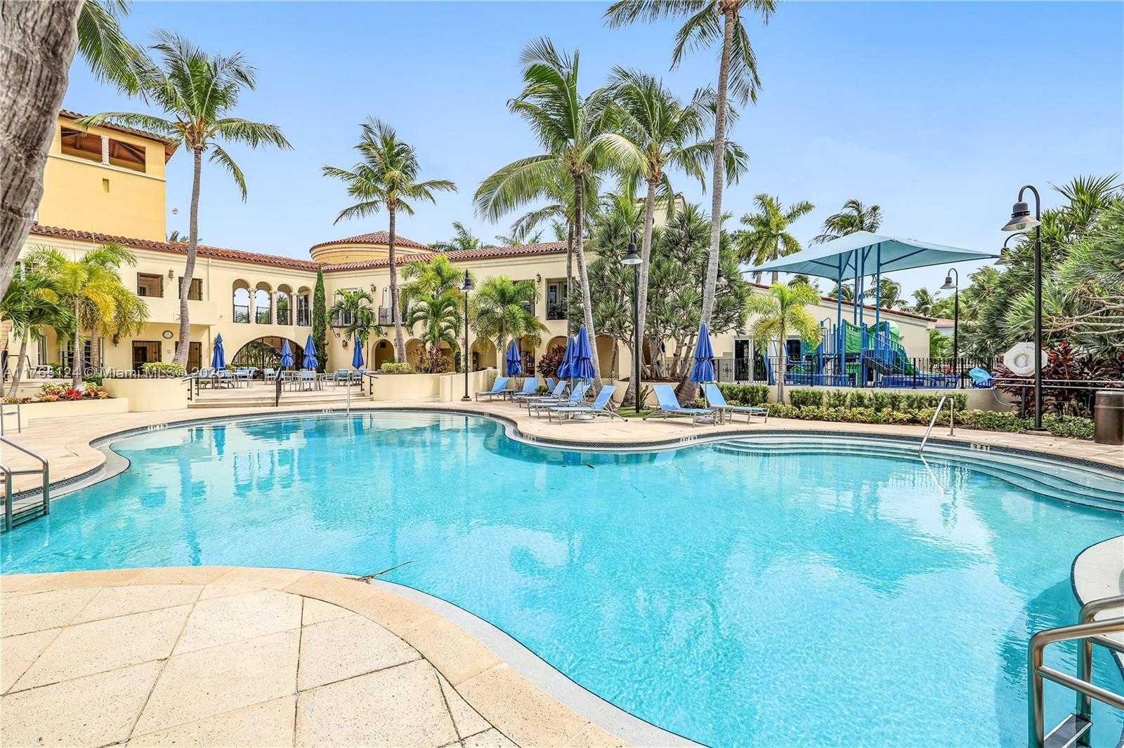 Small Image of 3015 NORTH EAST 208TH ST, Aventura Number 52