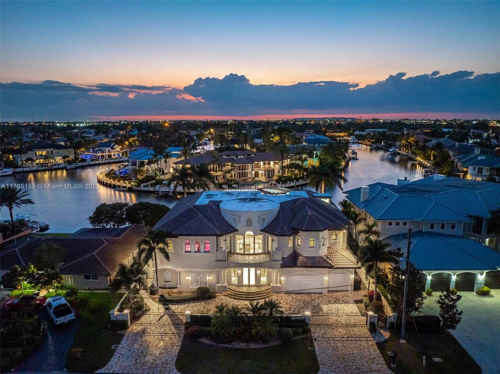 Small Image of 3201 NORTH EAST 27TH AVE, Lighthouse Point Number 3