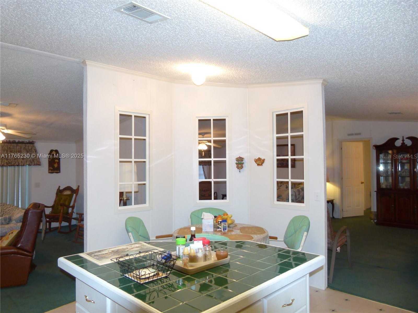 Small Image of 6458 SOUTH EAST HIGHWAY 441, Okeechobee Number 13