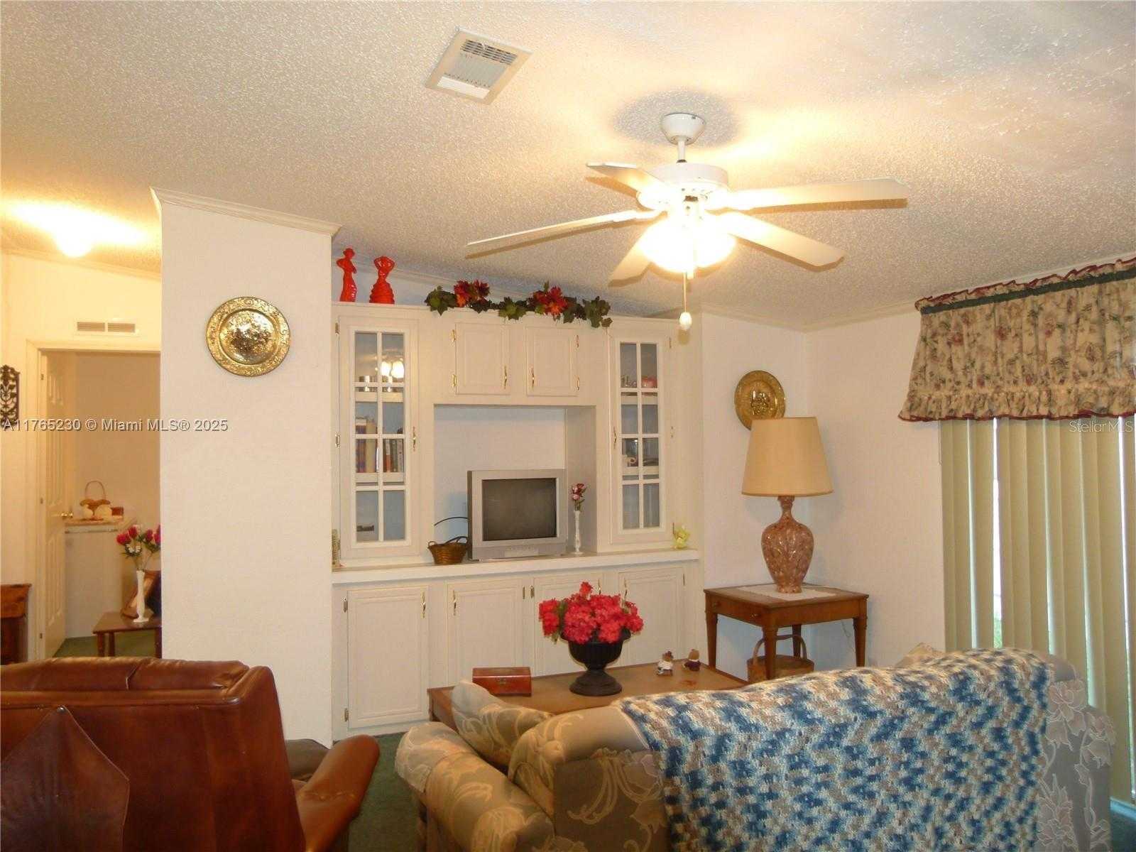 Small Image of 6458 SOUTH EAST HIGHWAY 441, Okeechobee Number 21