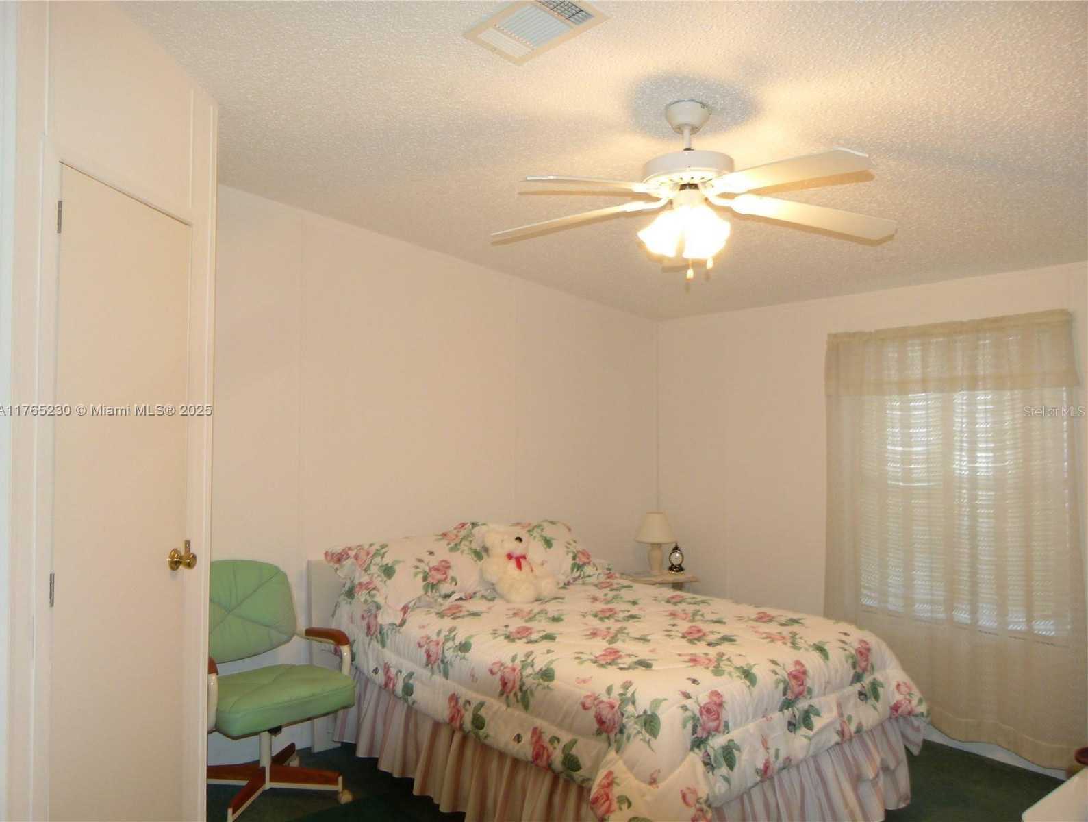Small Image of 6458 SOUTH EAST HIGHWAY 441, Okeechobee Number 31