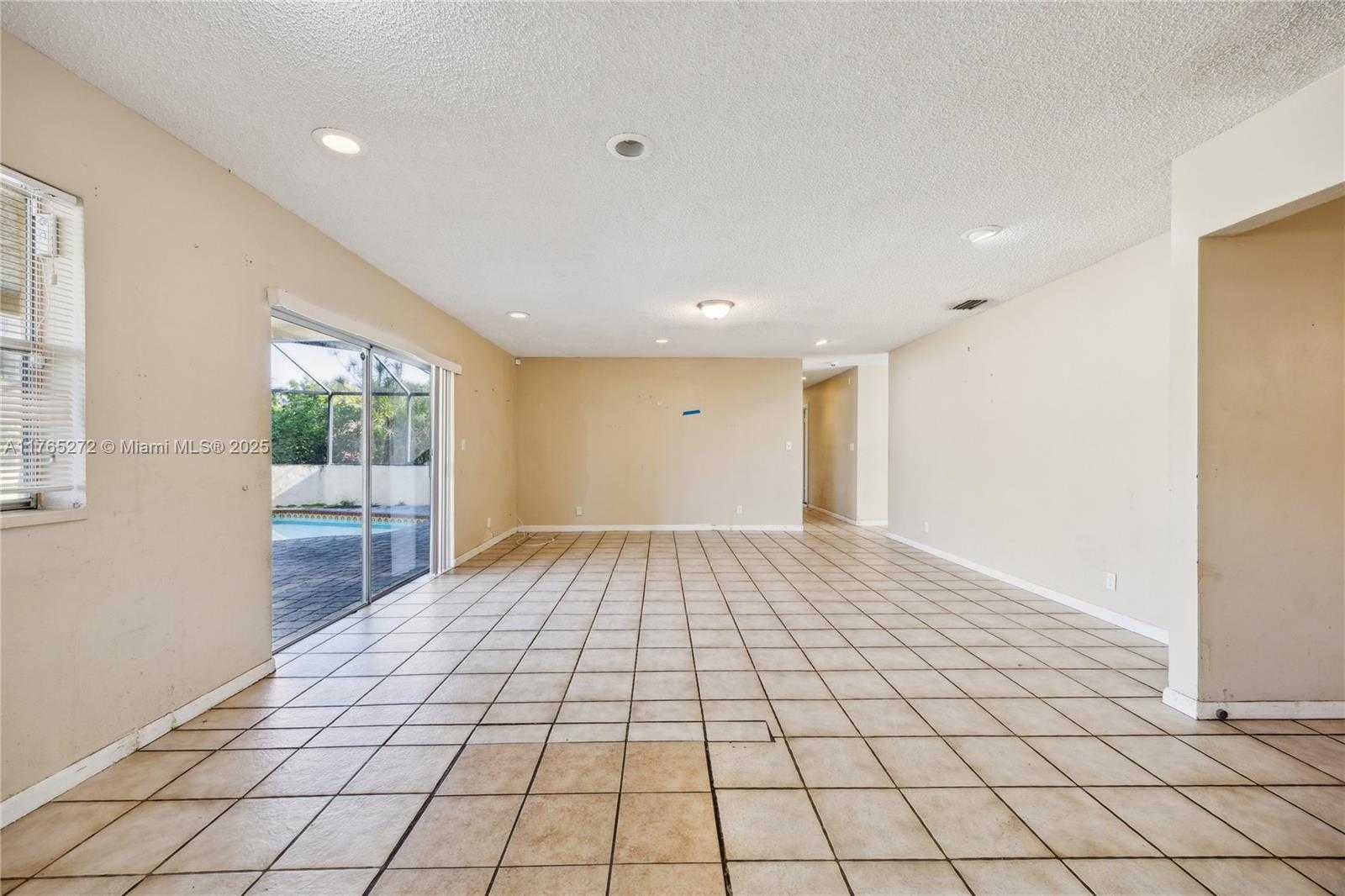 Small Image of 3740 NORTH WEST 113TH AVE, Coral Springs Number 2