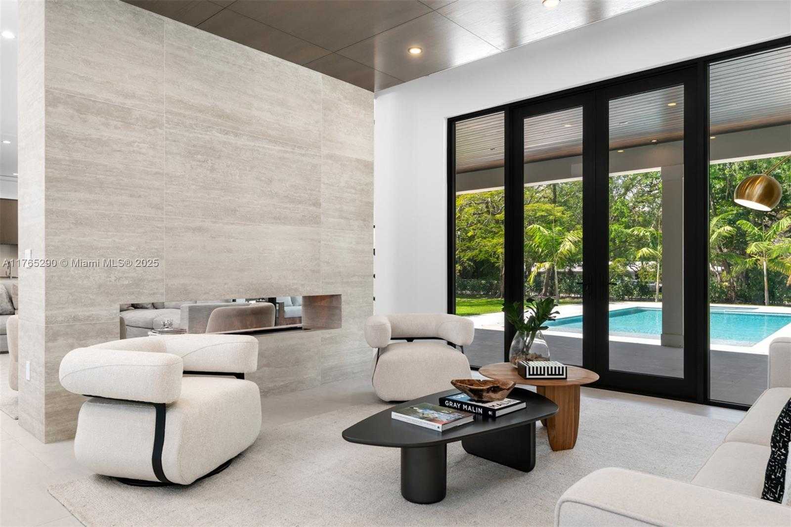 Small Image of 14110 OLD CUTLER RD, Palmetto Bay Number 12