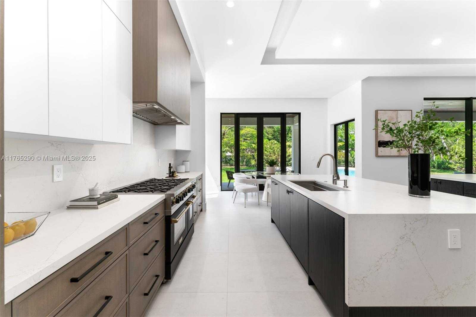 Small Image of 14110 OLD CUTLER RD, Palmetto Bay Number 16