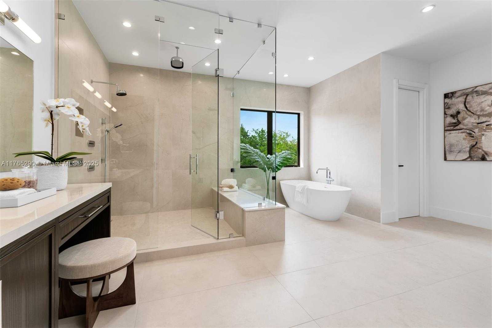 Small Image of 14110 OLD CUTLER RD, Palmetto Bay Number 27