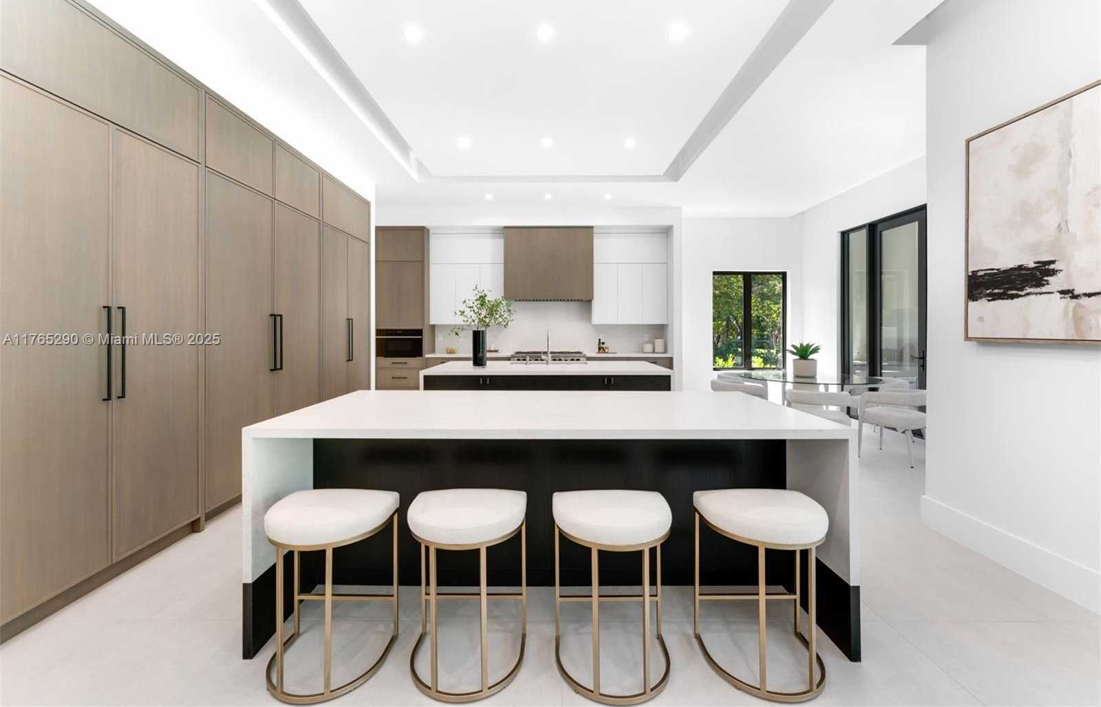Small Image of 14110 OLD CUTLER RD, Palmetto Bay Number 3