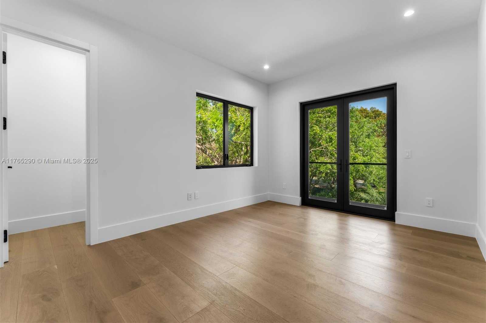 Small Image of 14110 OLD CUTLER RD, Palmetto Bay Number 31