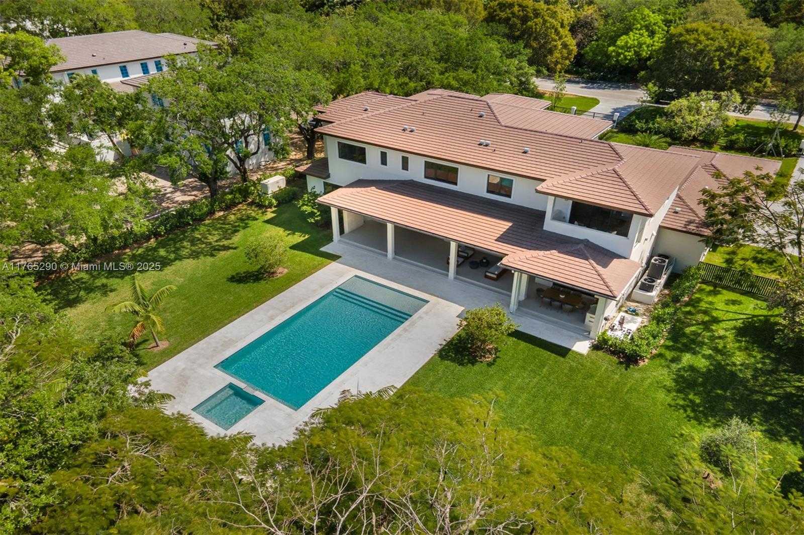 Small Image of 14110 OLD CUTLER RD, Palmetto Bay Number 43