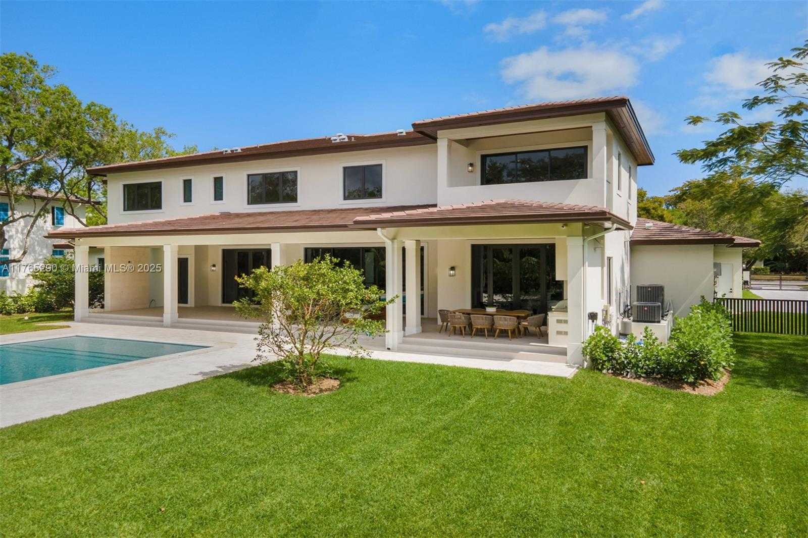 Small Image of 14110 OLD CUTLER RD, Palmetto Bay Number 44