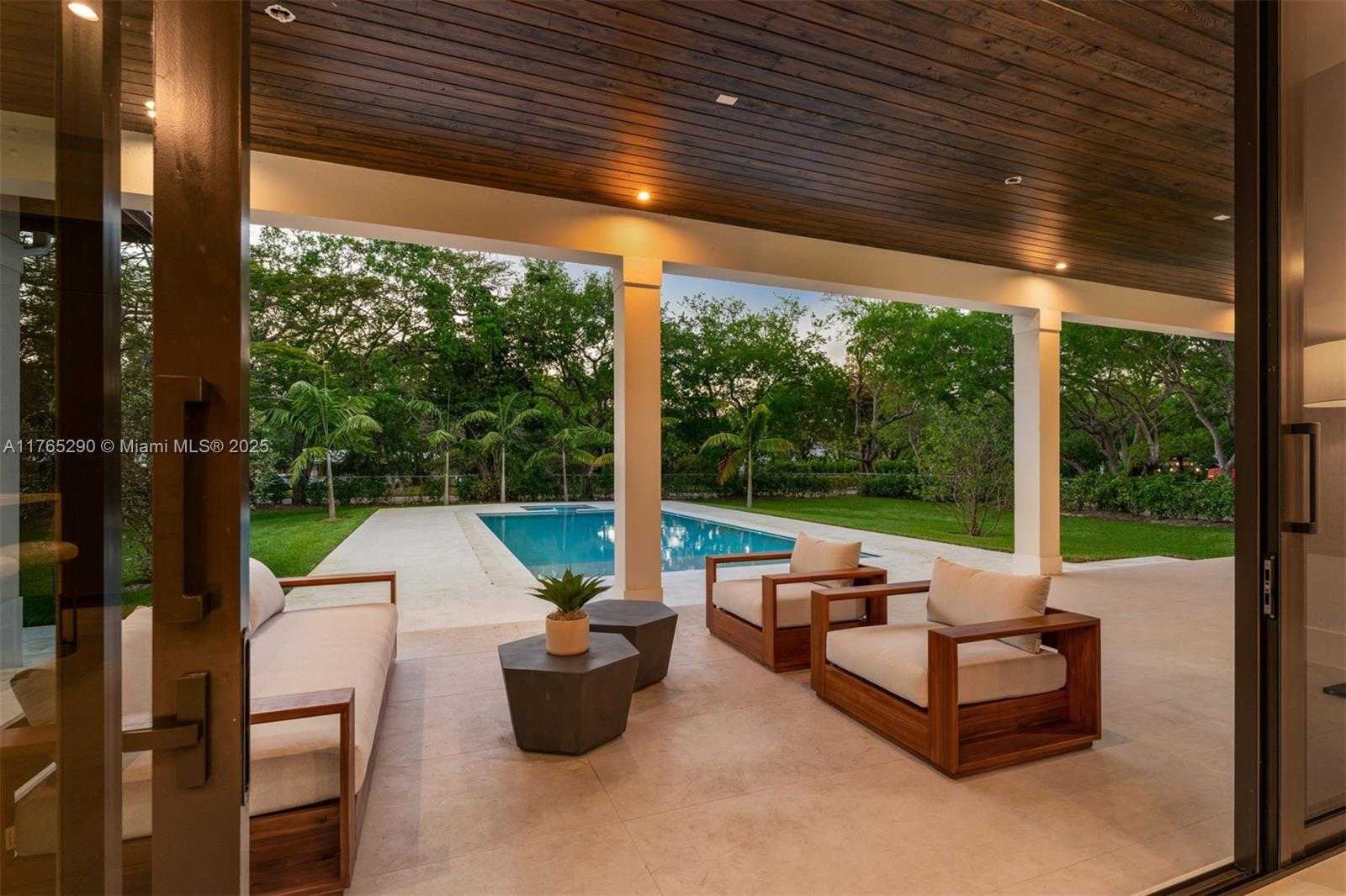 Small Image of 14110 OLD CUTLER RD, Palmetto Bay Number 48