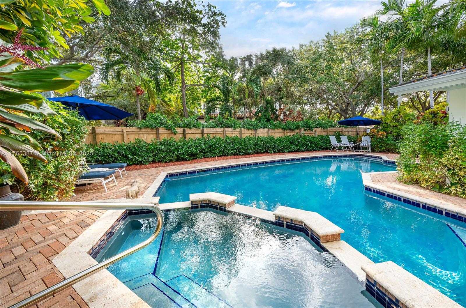 Small Image of 269 CRANWOOD DR, Key Biscayne Number 10