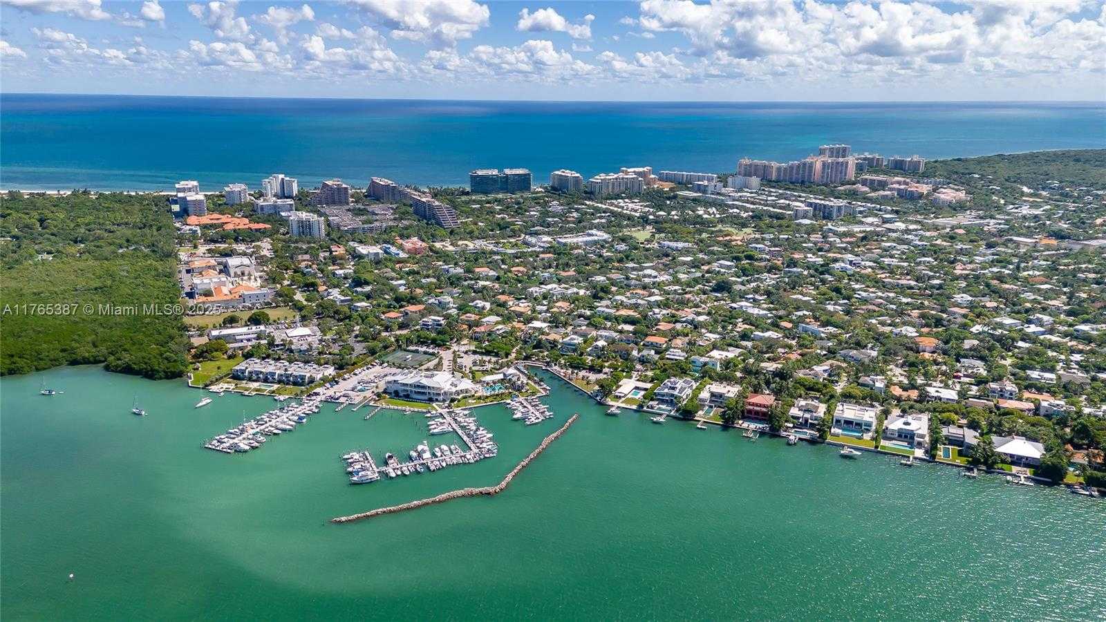 Small Image of 269 CRANWOOD DR, Key Biscayne Number 32