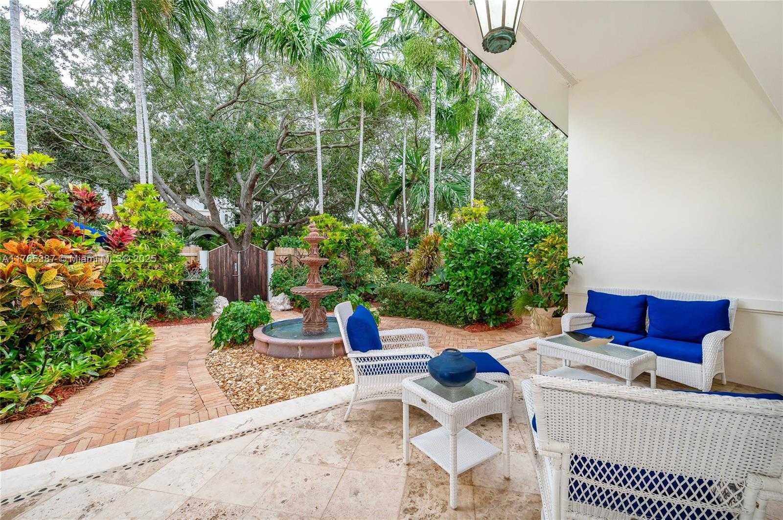 Small Image of 269 CRANWOOD DR, Key Biscayne Number 6