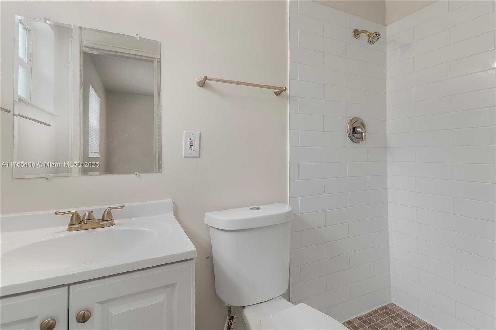 Small Image of 2649 NORTH EAST 14TH TER, Pompano Beach Number 11
