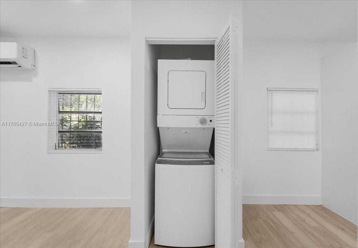 Small Image of 2911 NORTH WEST 30TH ST, Miami Number 15