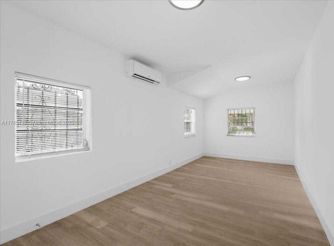 Small Image of 2911 NORTH WEST 30TH ST, Miami Number 27